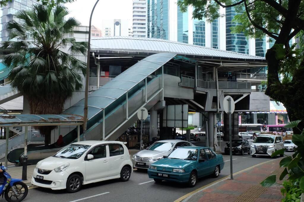 Pangsapuri Large 3-bedroom Modern Style Klcc