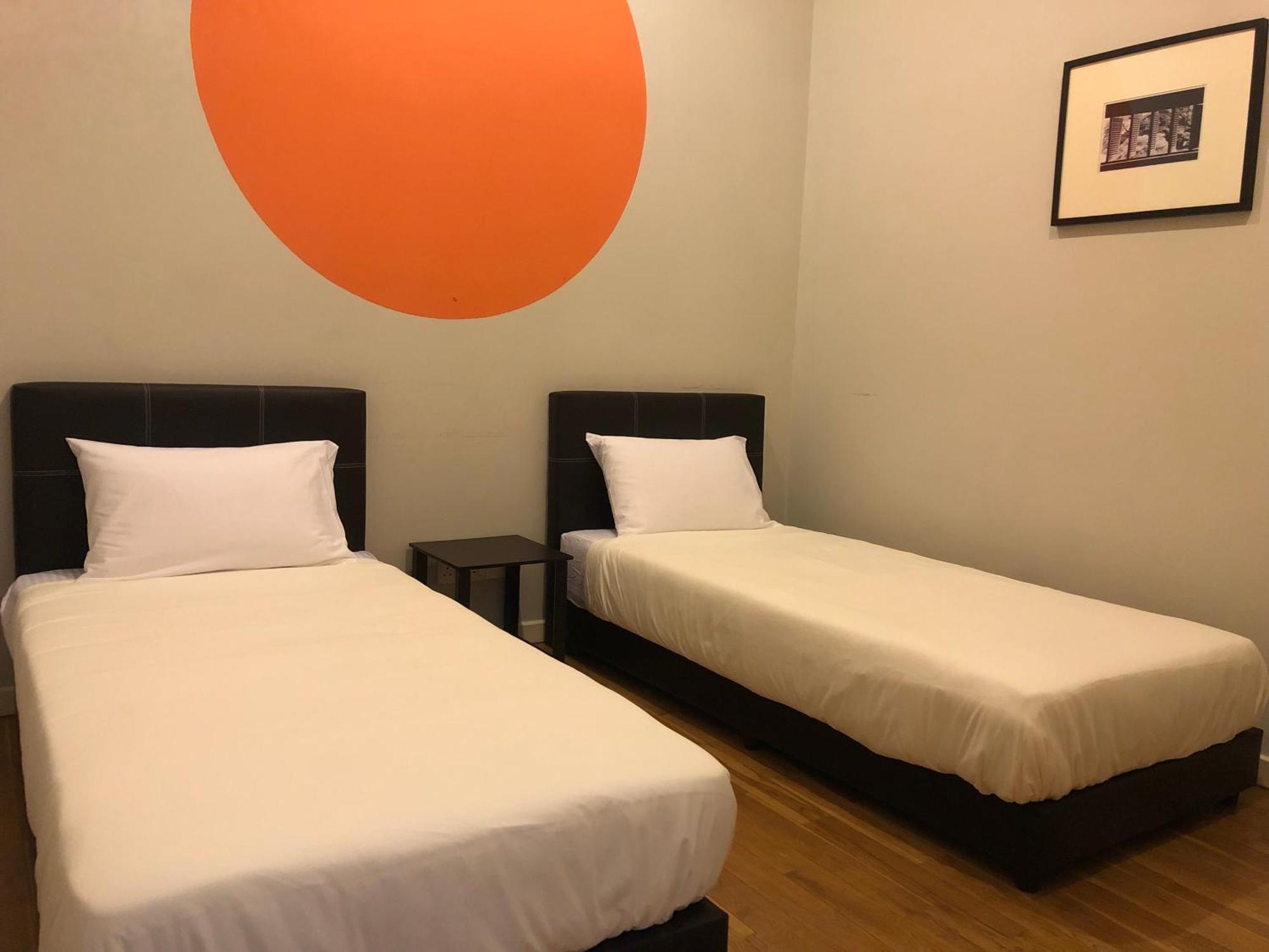 Large 3-bedroom Modern Style Klcc